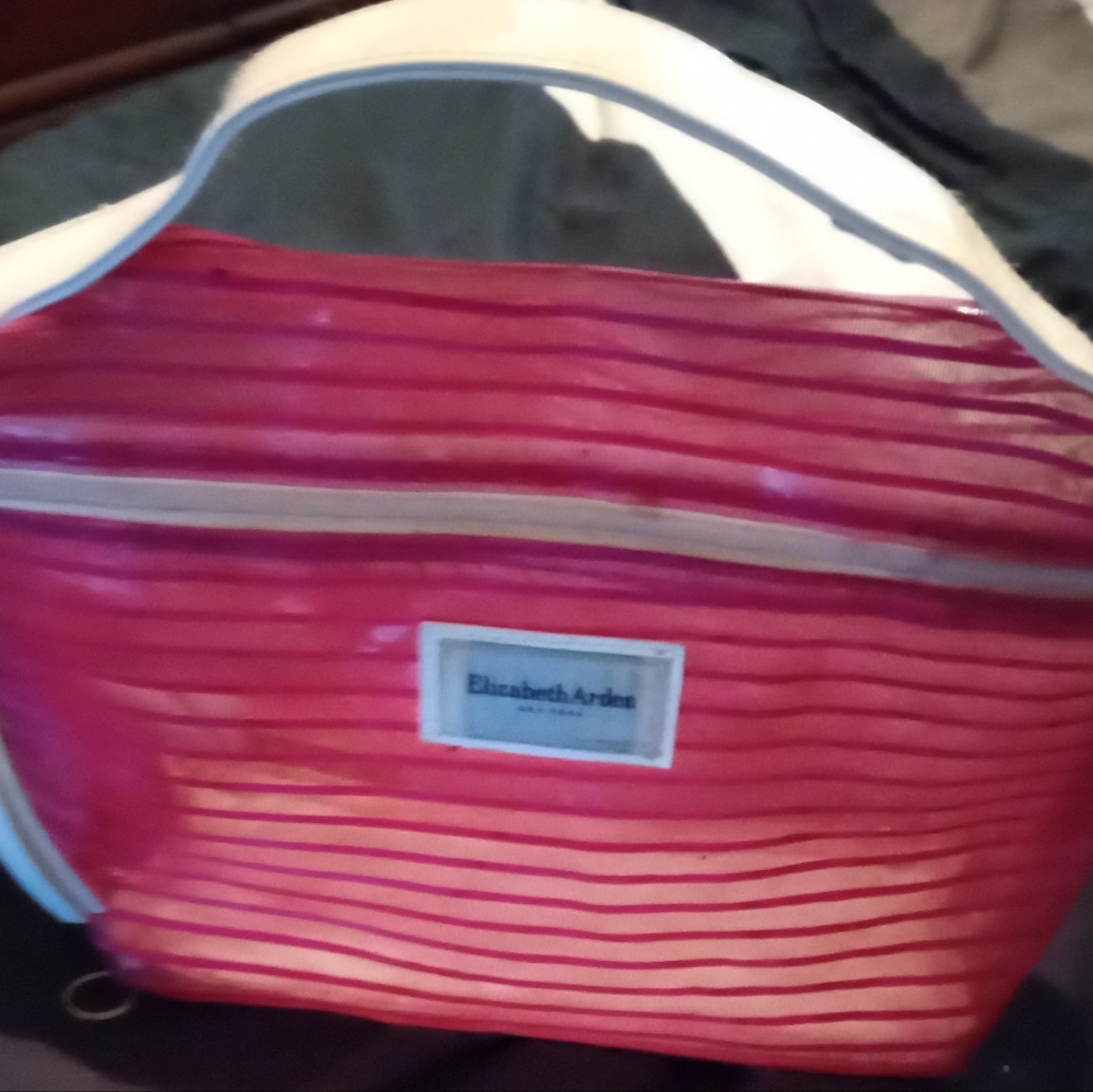 Elizabeth Arden cosmetic bag